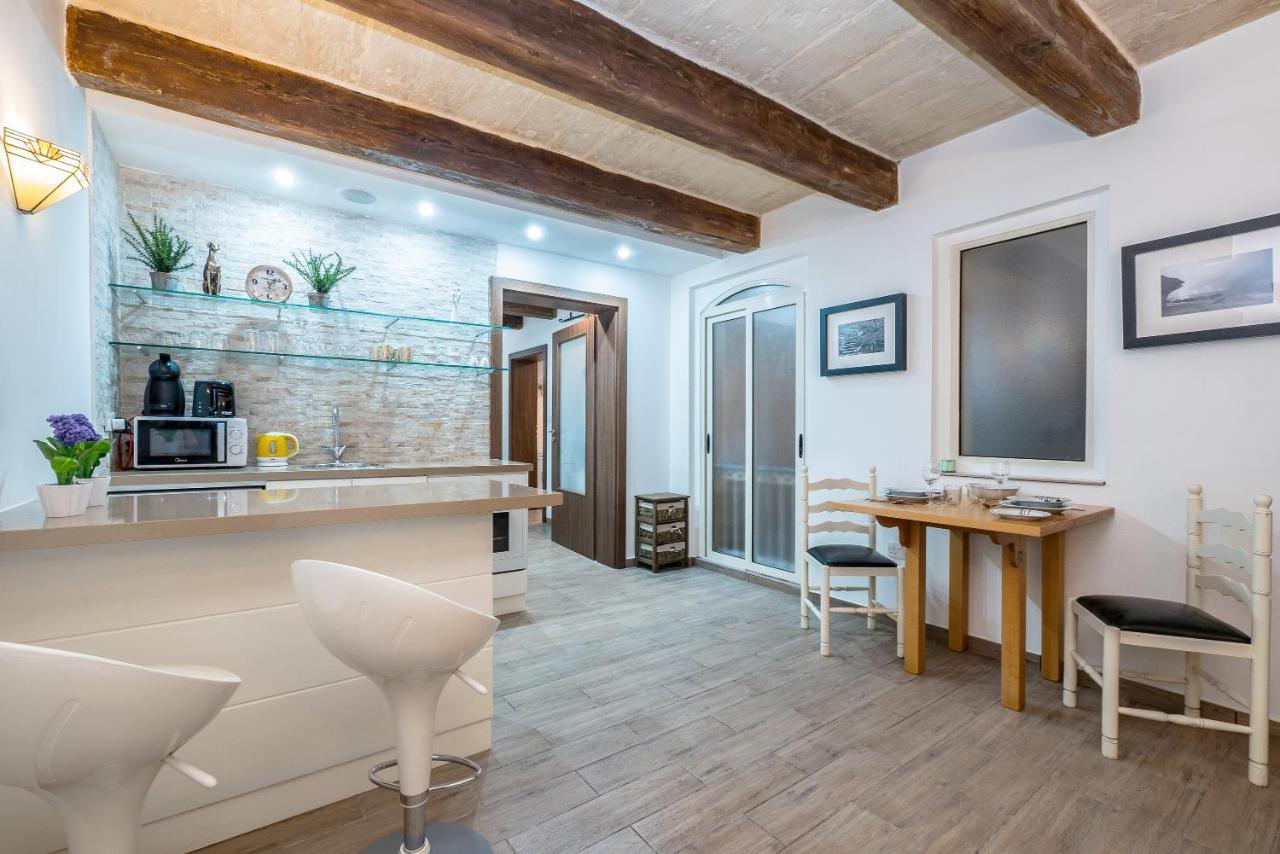 Valletta Main Street Apartment DELUXE Extérieur photo